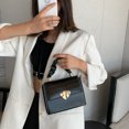 thumbnail image 3 of Bolso de hombro de cuero PU con solapa para mujer cartera Ehuebsd plisada con diseño de piedra Retro versátil y Simple, 3 of 9