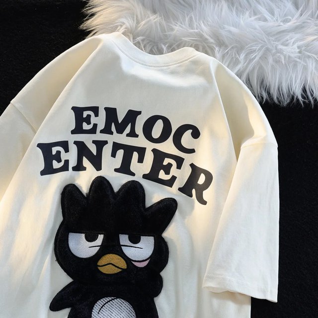 Camiseta de manga corta de dibujos animados japoneses Sanrio para mujer, Camiseta holgada de verano, Top de media manga, camiseta de badtz-maru
