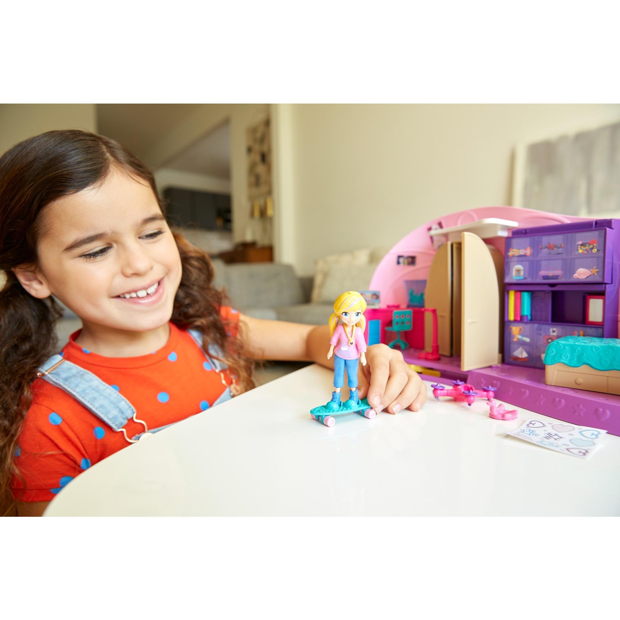 Polly Pocket Go Tiny! Room Playset with Adventure Dolls & Accessories - image 3 of 15