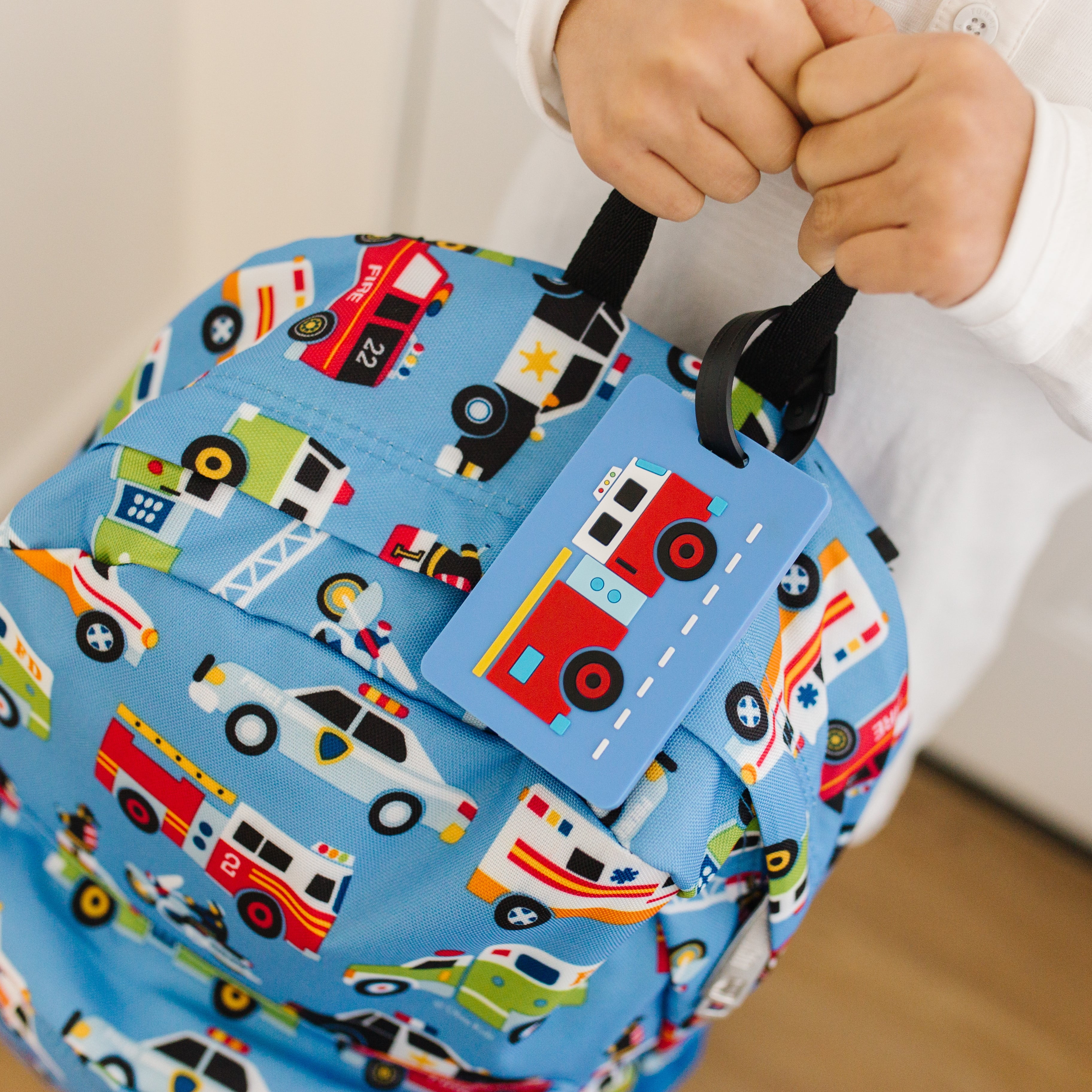 Wildkin Kids Luggage Tags for Boys Girls with 2 Matching Bag