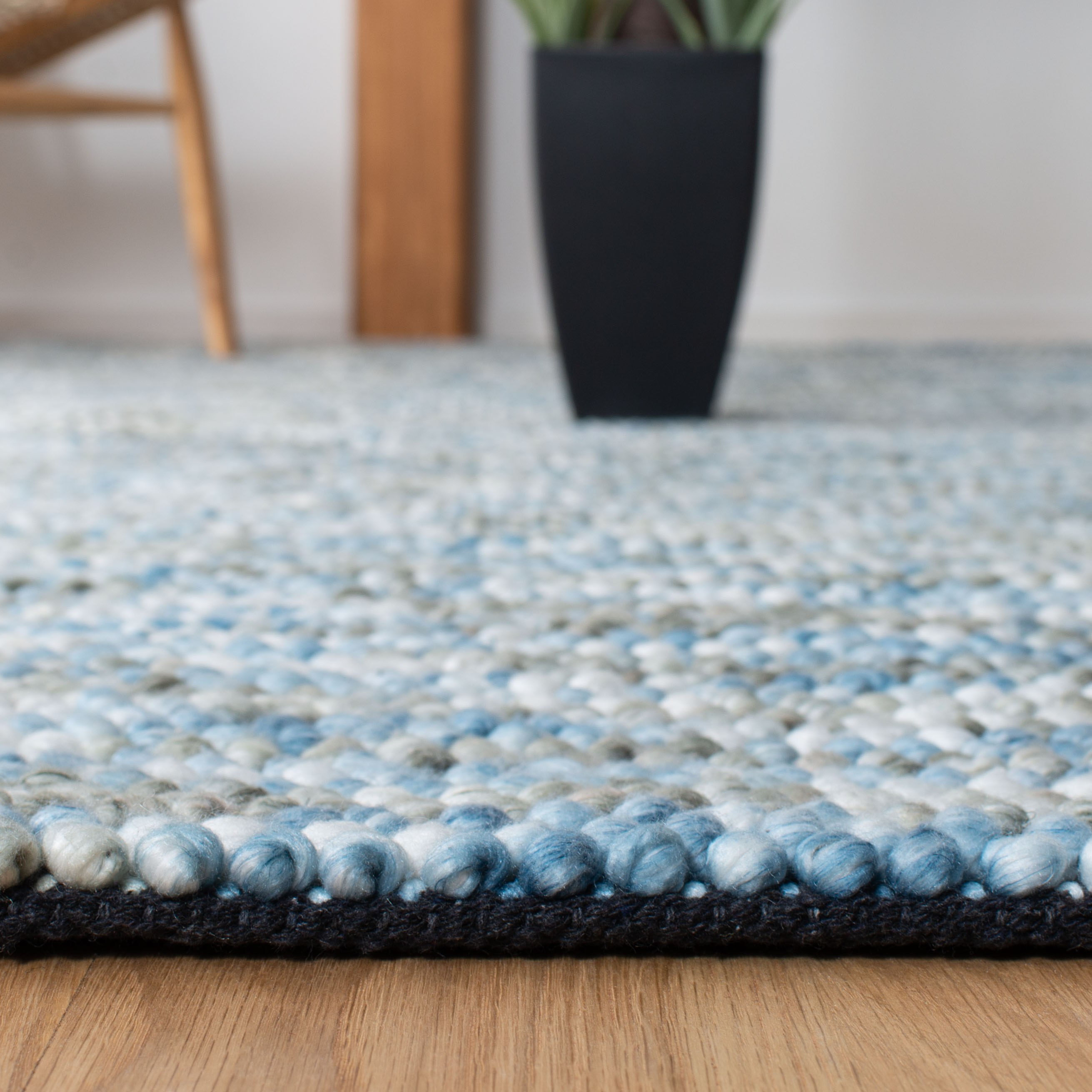 SAFAVIEH Natura Shelby Abstract Area Rug, Blue/Ivory, 6' x 6' Square