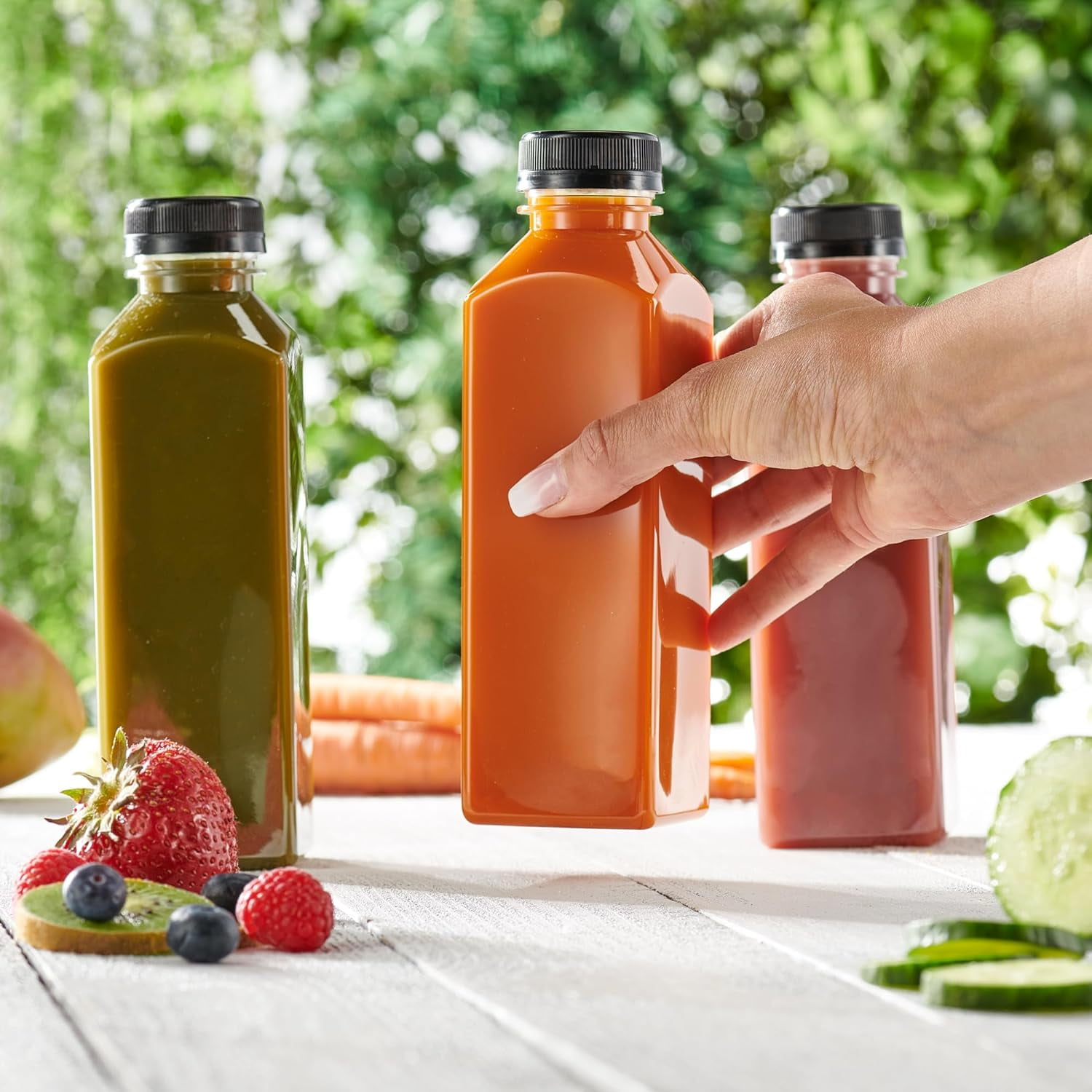 GUSTO Reusable Plastic Juice Bottles with Caps, Labels, Brush, and Silicone Funnel, 16 oz, 25-Pack
