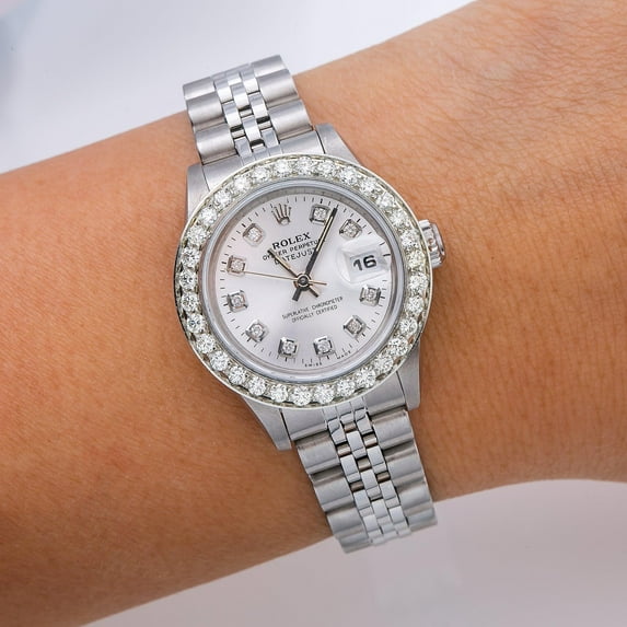 Pre-Owned Rolex Datejust 26MM 69174 Silver Diamond Dial Diamond Bezel Stainless Steel Jubilee Bracelet 0.9ct