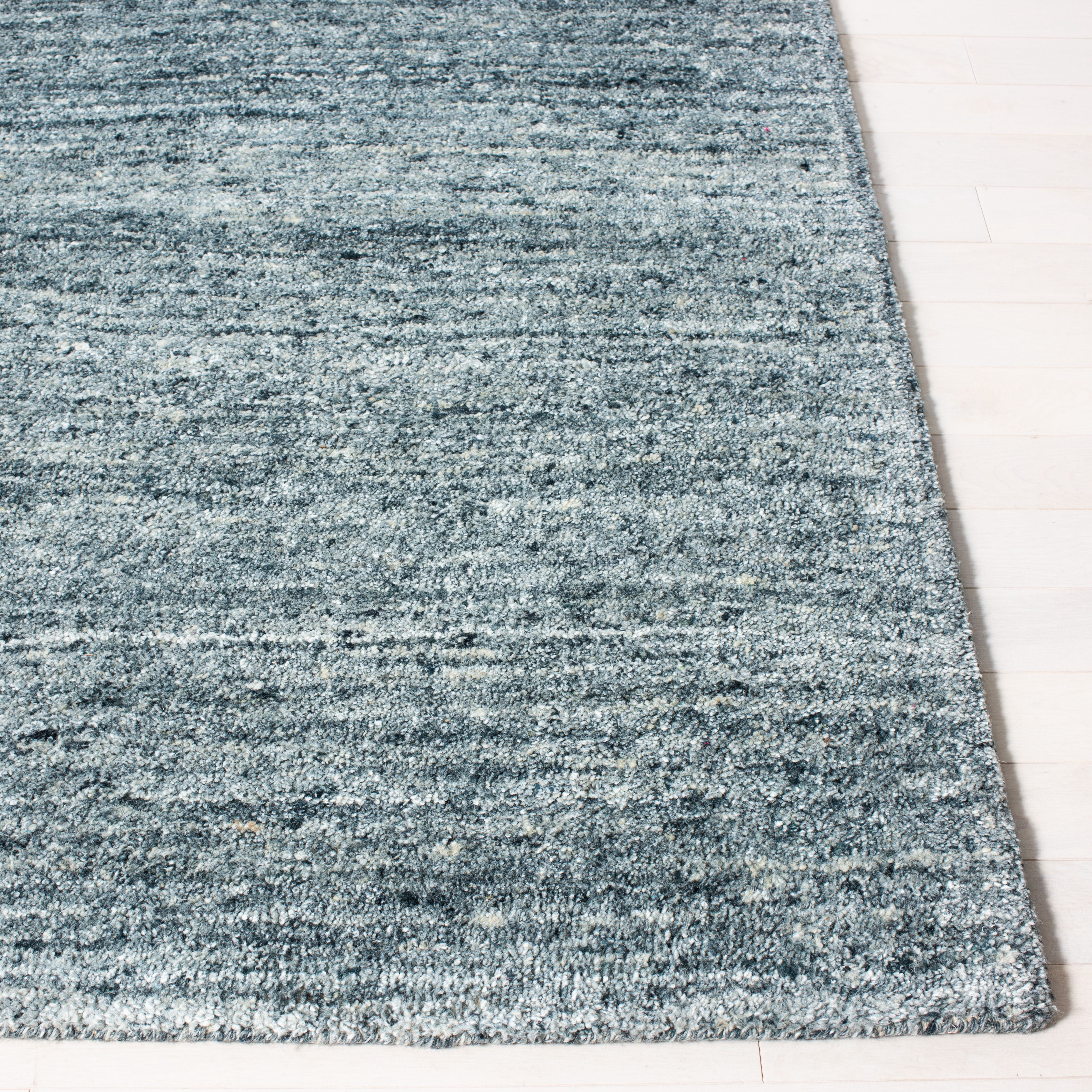 Safavieh Himalaya Flanagan Solid Area Rug, Blue/Gold, 8' x 10'