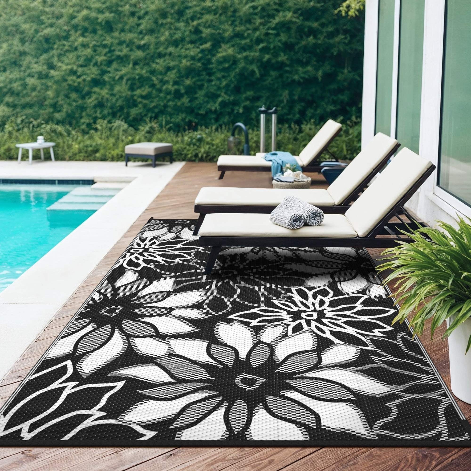 KUETH 5'x 8' Outdoor Waterproof Rug Plastic Floral Mat Easy cleaning Durable Fashion Recyclable Material