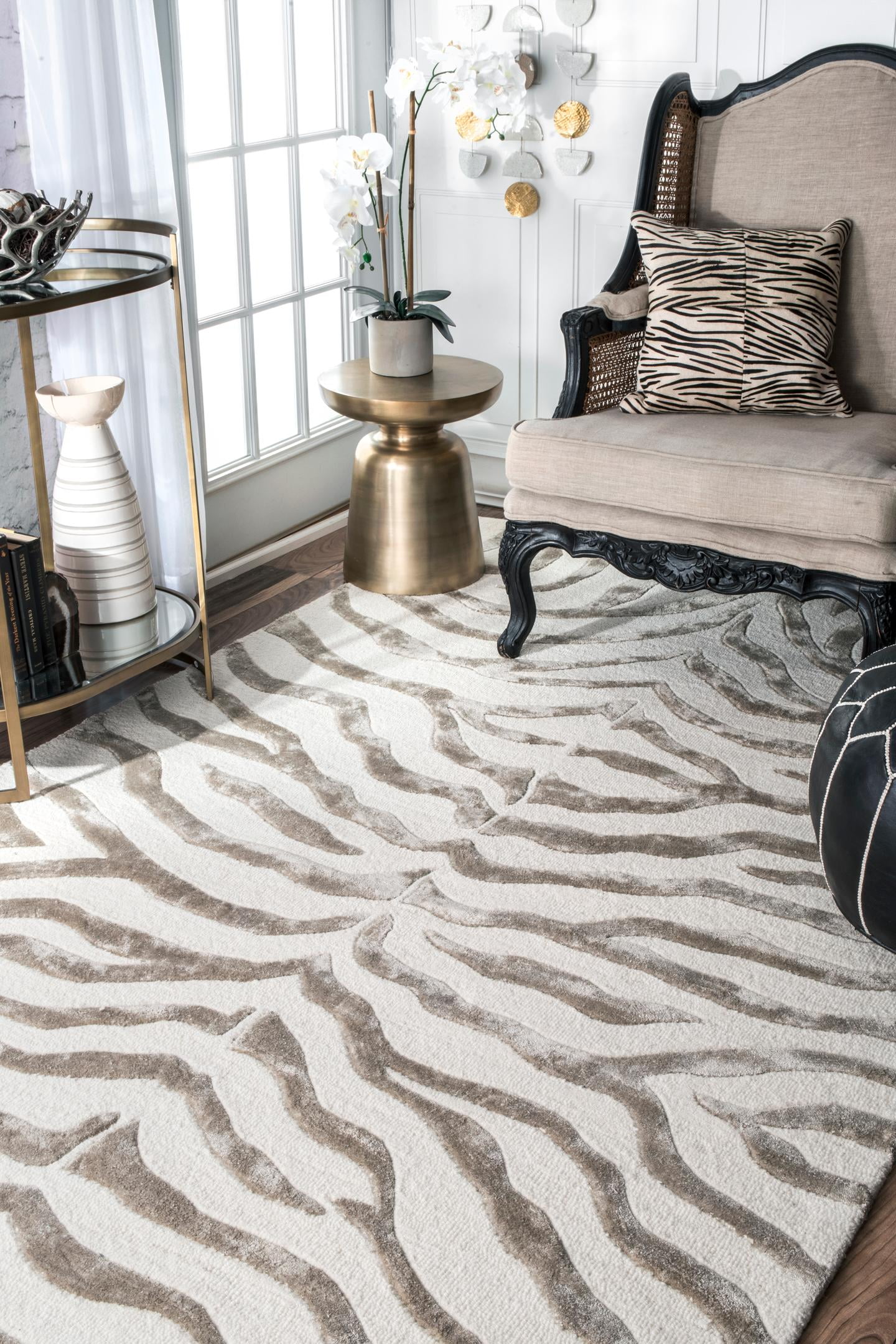 nuLOOM Hand Tufted Plush Zebra Area Rug