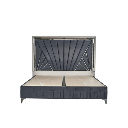 Lavita Contemporary Style Queen Size  Bed made with Wood in Black & Gold