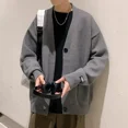 thumbnail image 3 of Ropa para hombre Cárdigan liso con cuello en V Suéter de punto de color sólido para hombre con bolsillos Ropa de otoño coreana Un estilo holgado de lana de oveja X, 3 of 5