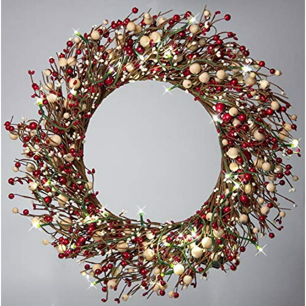 22 Inch Light-Up Christmas Wreath with Red Pip Berries, Battery