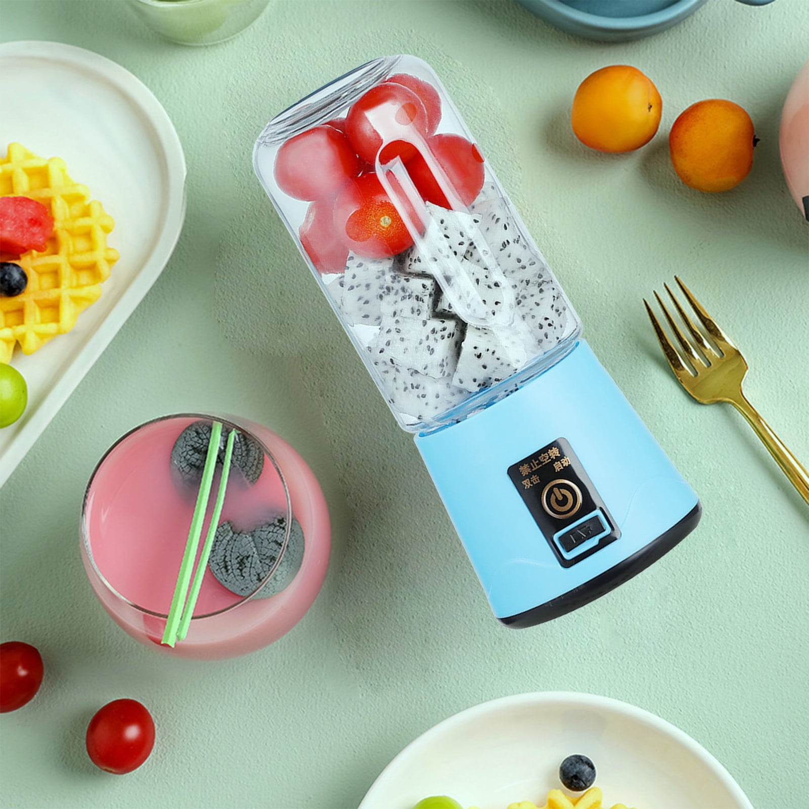 Portable Electric Juicer Cup, USB Rechargeable Mini Blender Bottle Wireless Fruit Mixer Smoothie Maker Leak Proof Travel Juice Machine Personal Drink Blender Cup Kitchen Juicer