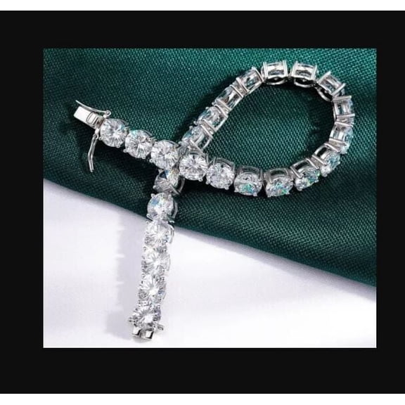 4mm 12Ct Round Cut Simulated Diamond Women's Tennis Bracelet 14K White Gold Plated 7inch