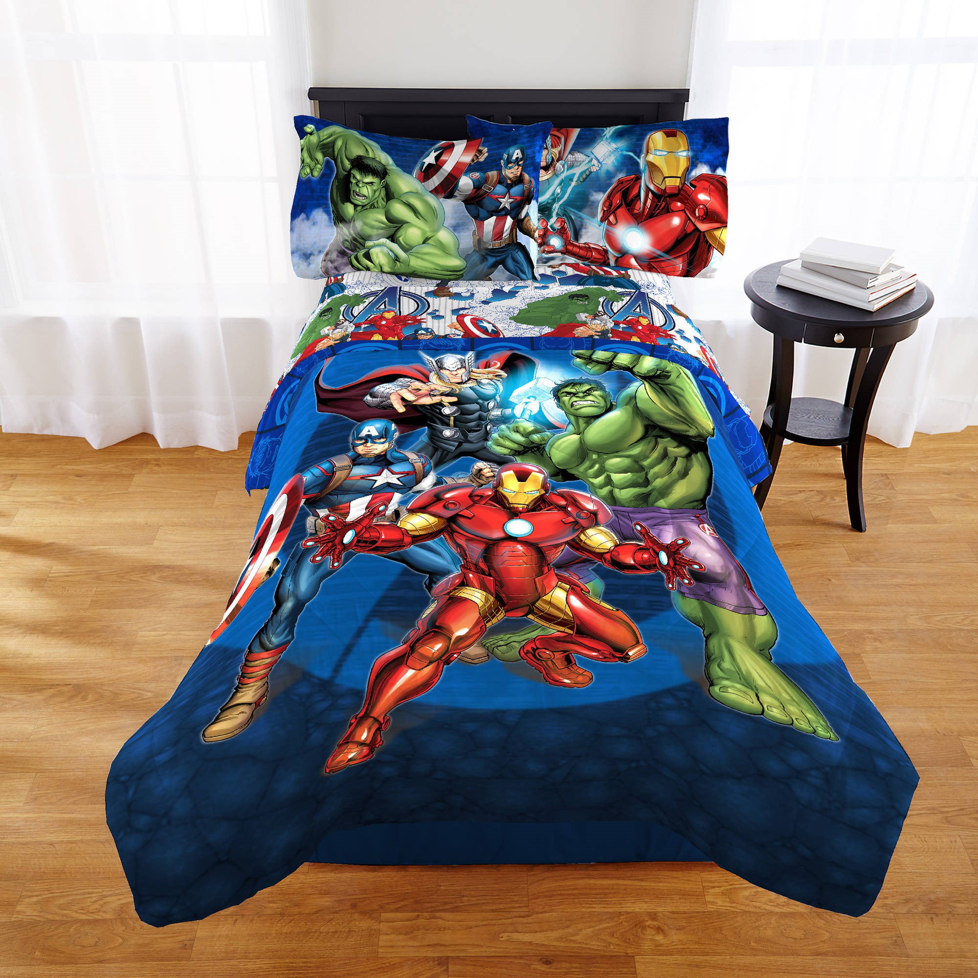 Marvel Avengers Blue Circle Twin or Full Comforter, 1 Each