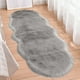 thumbnail image 4 of Fiudx Alfombra Extragrande de Felpa para Dormitorio, Suave Terciopelo, Absorbente de Agua, Base Antideslizante, Estilo Moderno para Salón, Dormitorio y Baño, Ideal Como Regalo, 50 X 140 Cm., 4 of 6