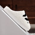 thumbnail image 2 of Pantuflas Murciélago Peludas para Halloween Felpa Cómodas Y Suaves Hombres Mujeres, 2 of 9