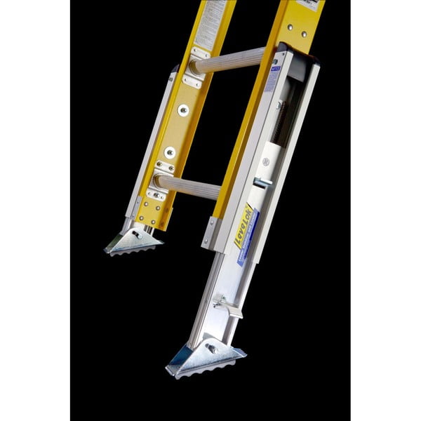 Quick Connect Ladder Leveler Kit to Easily Snap on and Off an Extension Ladder 