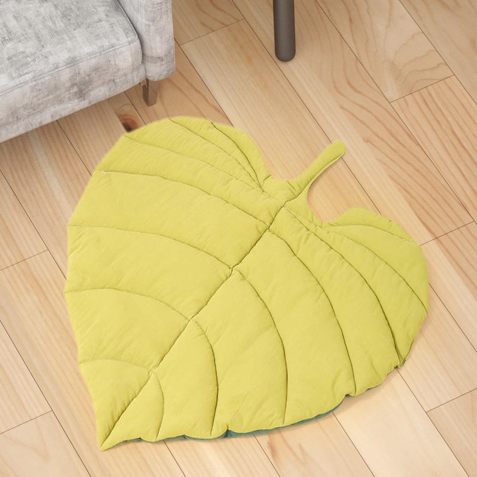 oshhnii Dog Mat Comfortable Large Decoration Dog Bed Mat for Kitten Small Medium Dog Heart shaped leaf