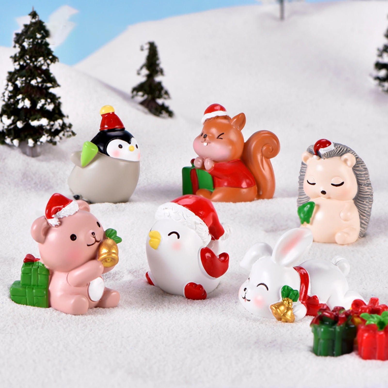 Juhai Cartoon Animal Miniature Realistic Christmas Theme Small Resin Doll  Ornaments Desktop Decor 
