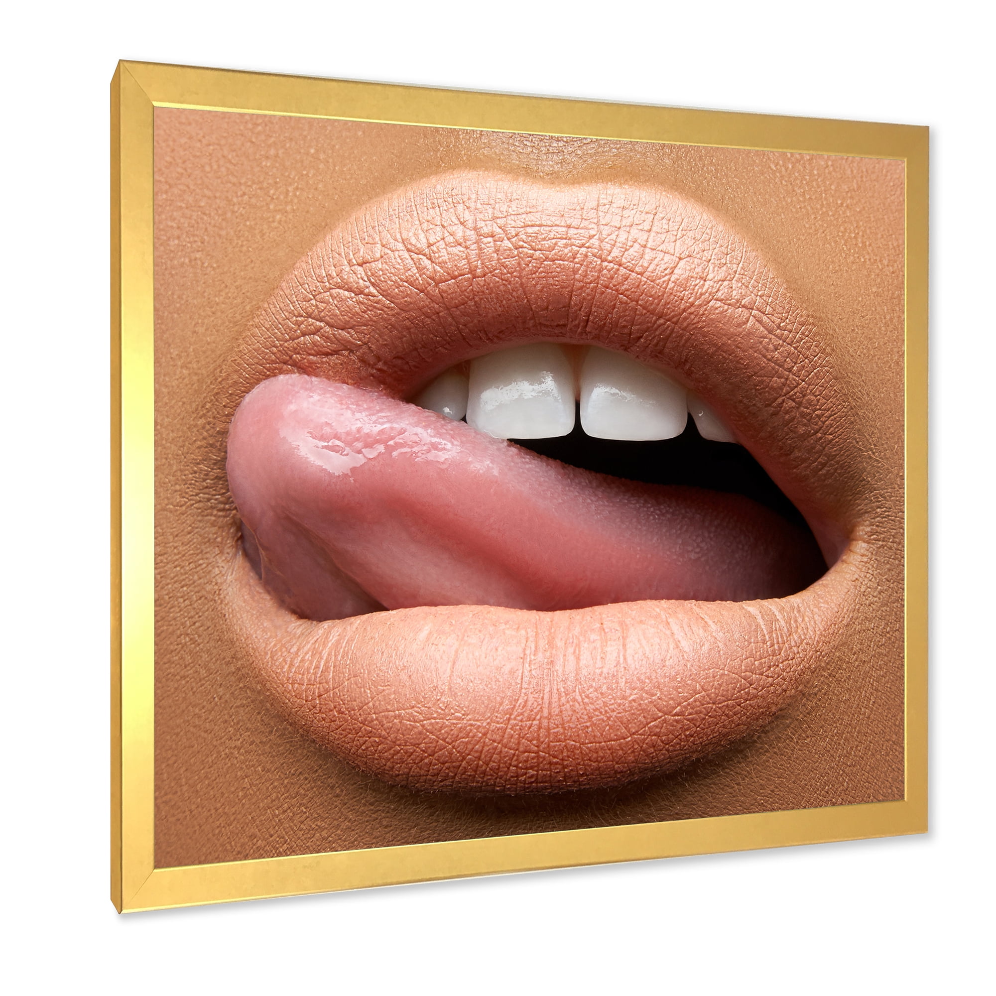 Designart 'Beautiful Dark Skinned Female Tongue Touching Lips' Modern Framed Art Print