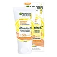 thumbnail image 2 of Tratamiento hidratante con color Garnier Skin Active express aclara todo en uno media 40 g, 2 of 4