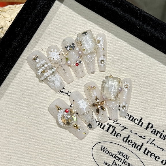 Snowy Christmas Press On Nails for Women Candy Snowflakes French Kits Coffin Medium Glitter Diamonds Acrylic Handmade Nail