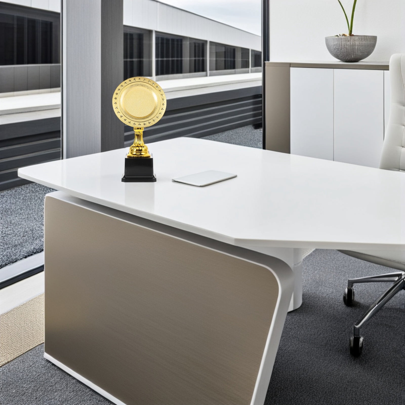WEUVEB Golden Award for Celebrations, Large Size, Plastic, Elegant Design, Perfect for Parties and Competitions