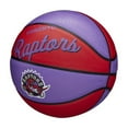 thumbnail image 2 of Ballon de basket Toronto Raptors taille 5, 2 of 2