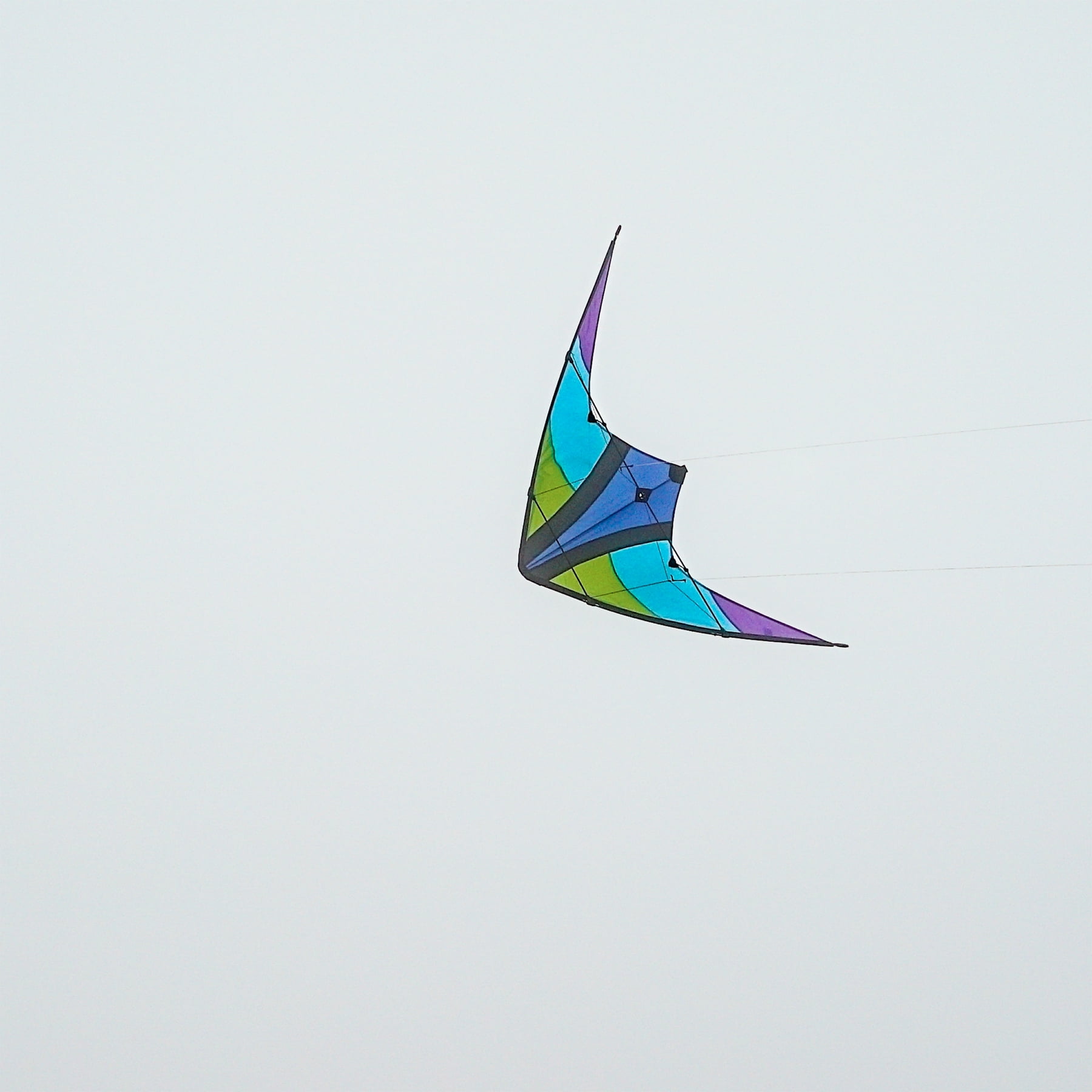  In the Breeze Colorwave Stunt Kite - Dual Line Sport