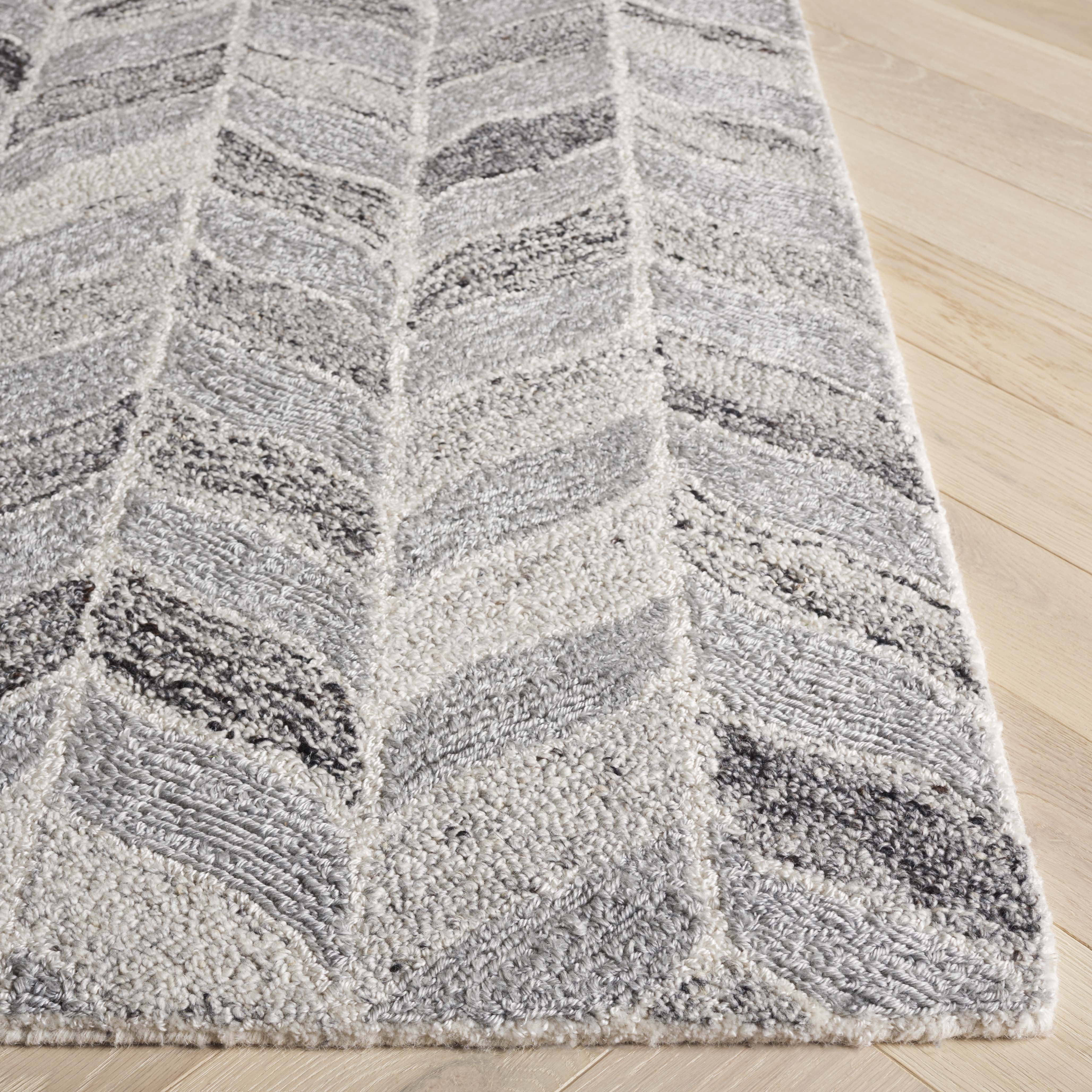 SAFAVIEH Abstract Alana Geometric Area Rug, Gray, 5' x 8'
