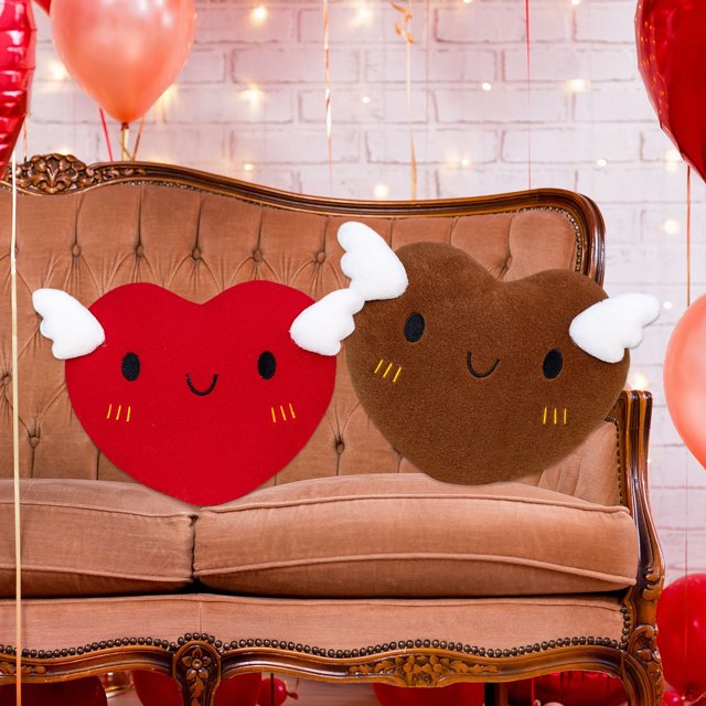 Muñeca de peluche de sofá de San Valentín – Figura decorativa de algodón rojo o marrón adorable, 15,9"x13,7", peluche para sofá, dormitorio, regalo de acento festivo para la casa navideña