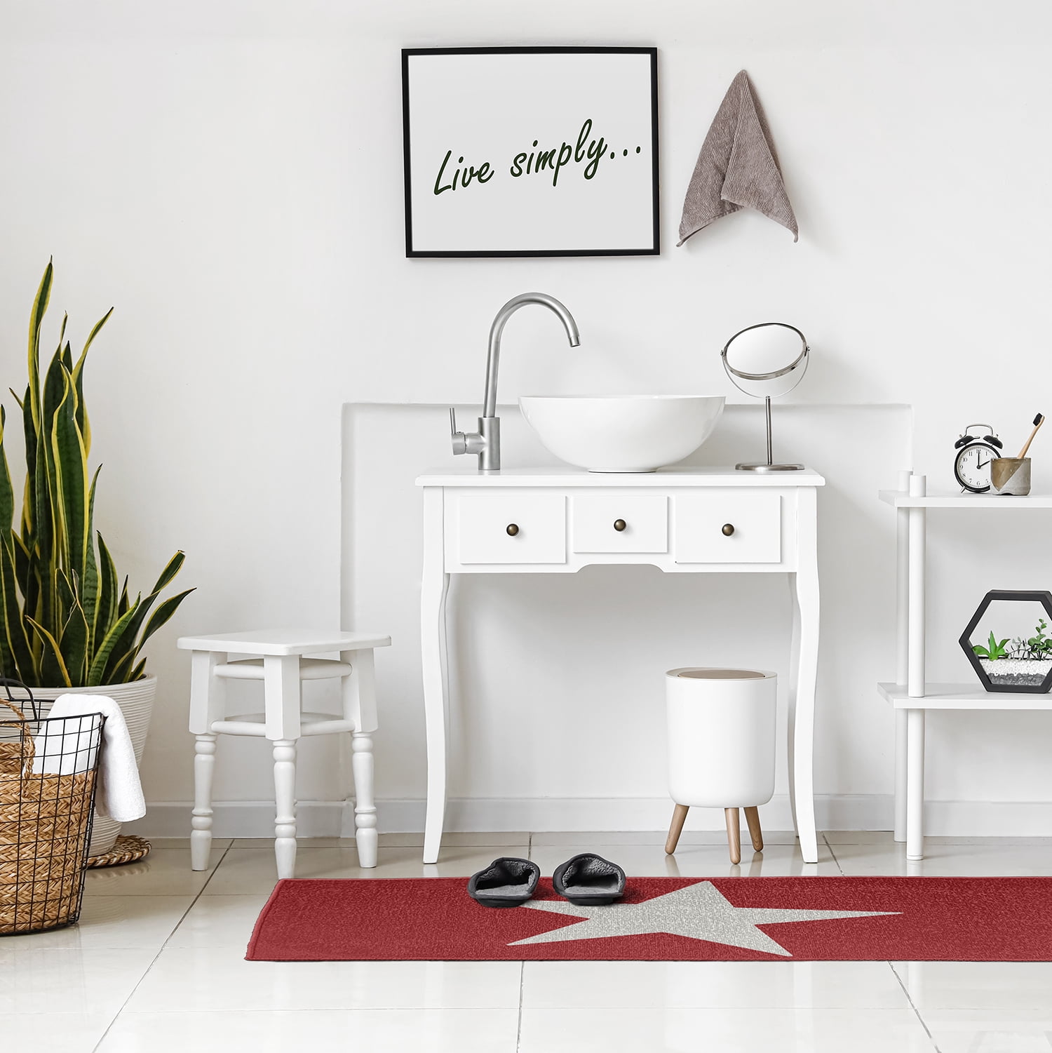 Simply Daisy 3' x 5' Big Star Chenille Rug, Ligonberry Red and White
