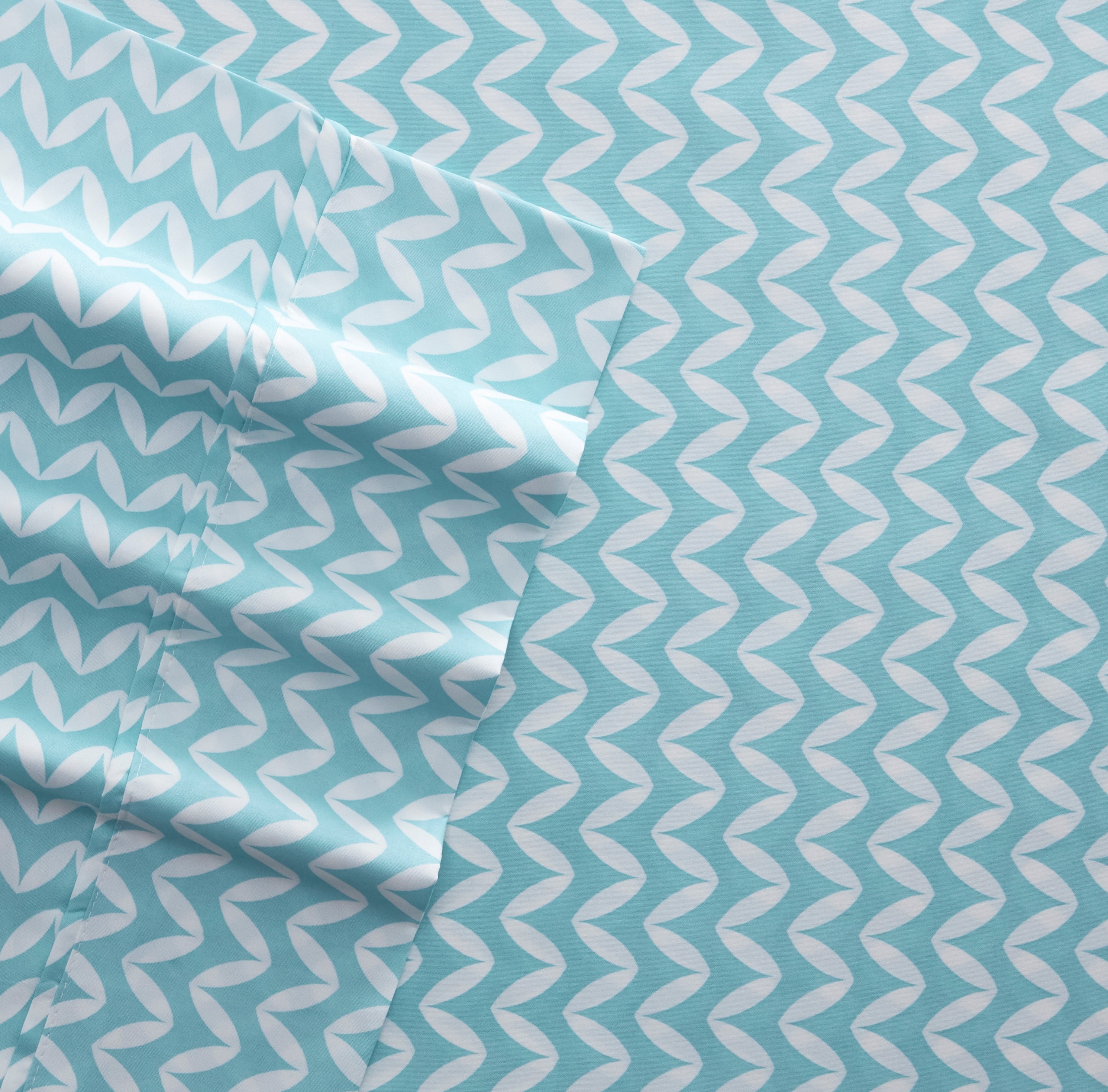 Noble Linens 4 Piece Pattern Microfiber Bed Sheets Set, Light Blue Puffed Chevron, Full