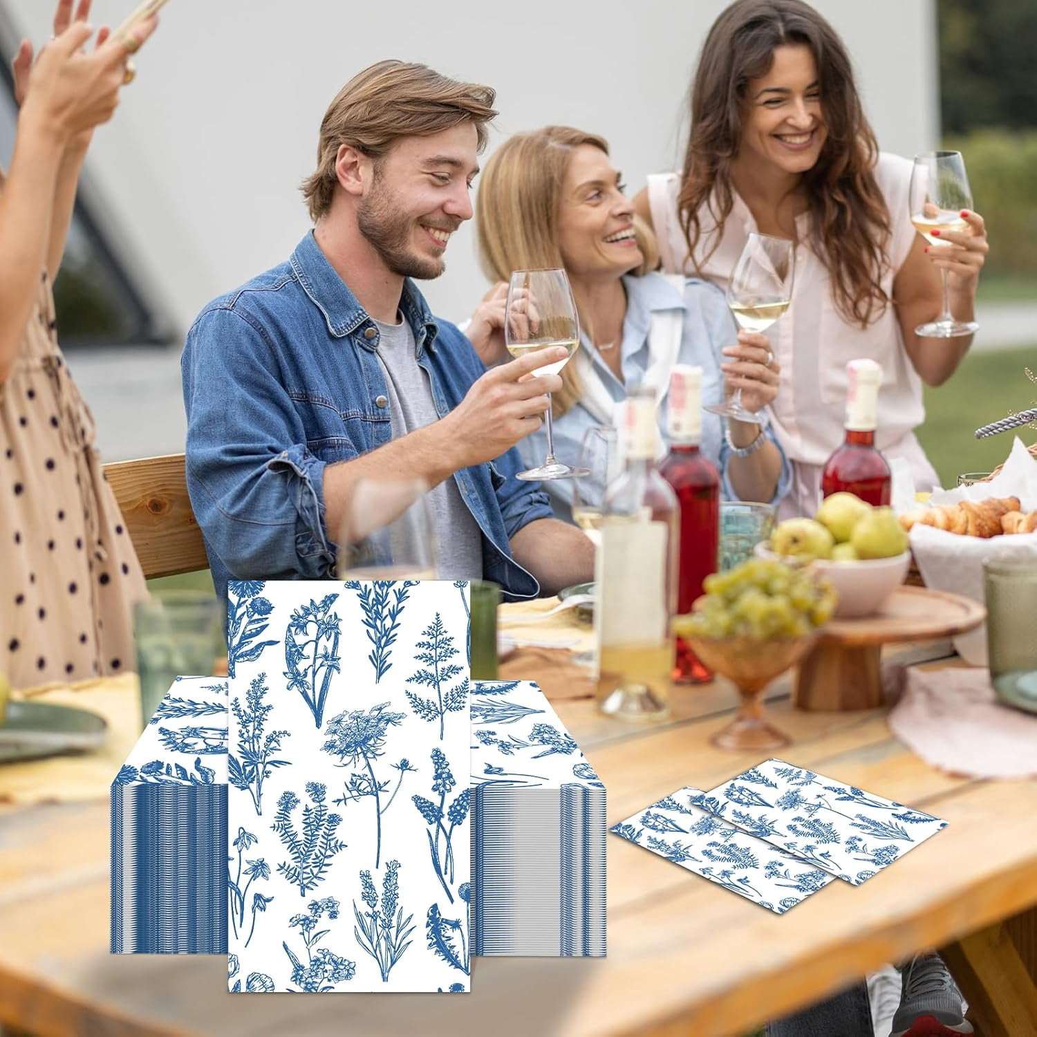 100PCS Blue Floral Napkins Disposable,Blue Chinoiserie Florals 3-Ply Paper Napkins Decorative Flower Guest Hand Towels for Bathroom Home Wedding Bridal Shower Birthday Party Napkins