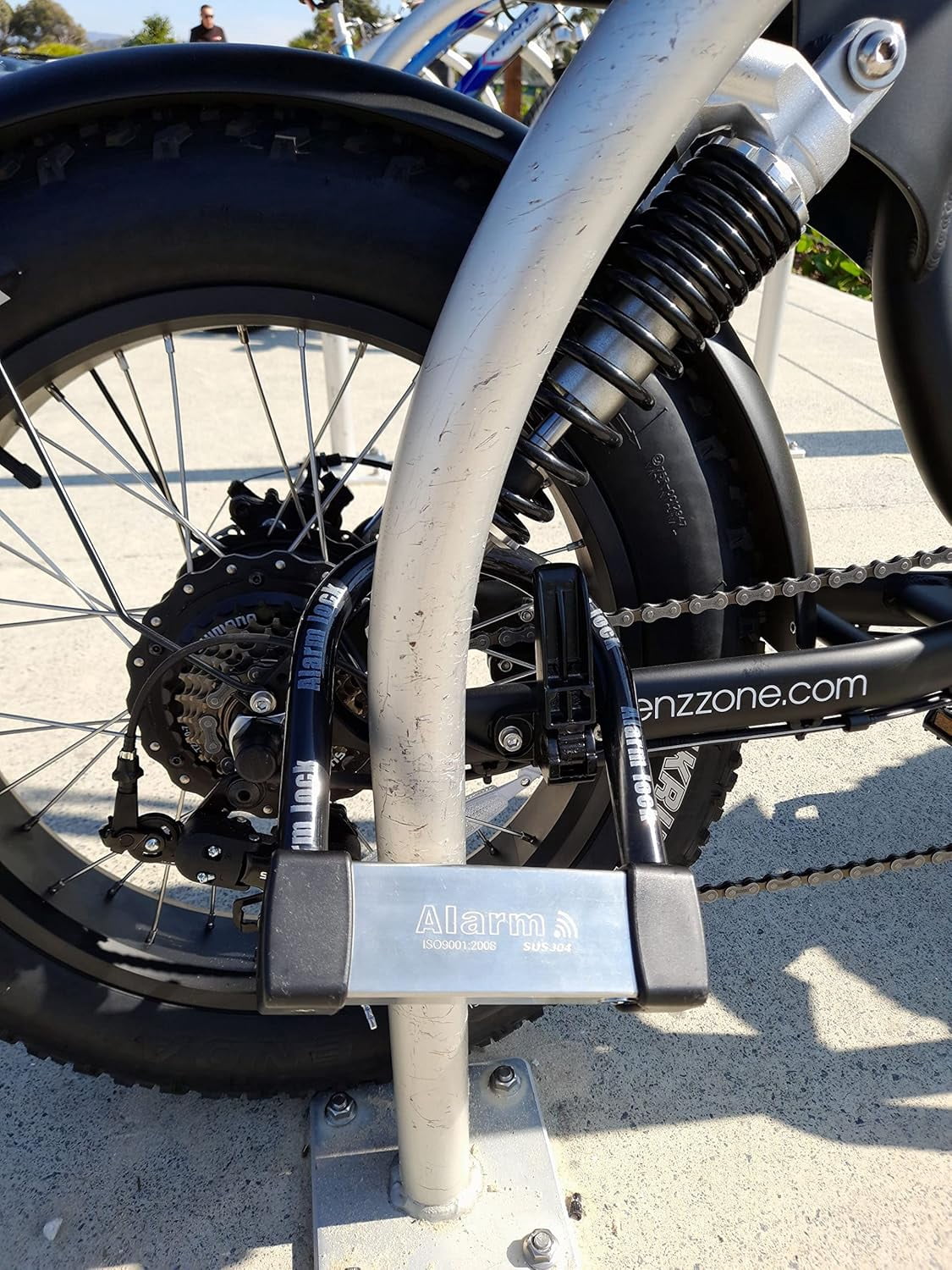 Heavy Duty Anti Theft Alarm U Lock for E-Bikes, Scooters, Motorcycles - 16mm Stainless Steel, 3 Keys, Weatherproof