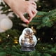 thumbnail image 4 of Adorno de muñeco de nieve | Colgante de bola de cristal acrílico con diseño de copo de nieve para decoración de árbol de Navidad, decoración colgante para el hogar, la oficina o el coche, 4 of 6