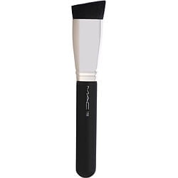 MAC COSMETICS TOOLS BRUSH 0.01 OZ MAC COSMETICS/196 SYNTHETIC SLANTED FLAT TOP FOUNDATION BRUSH