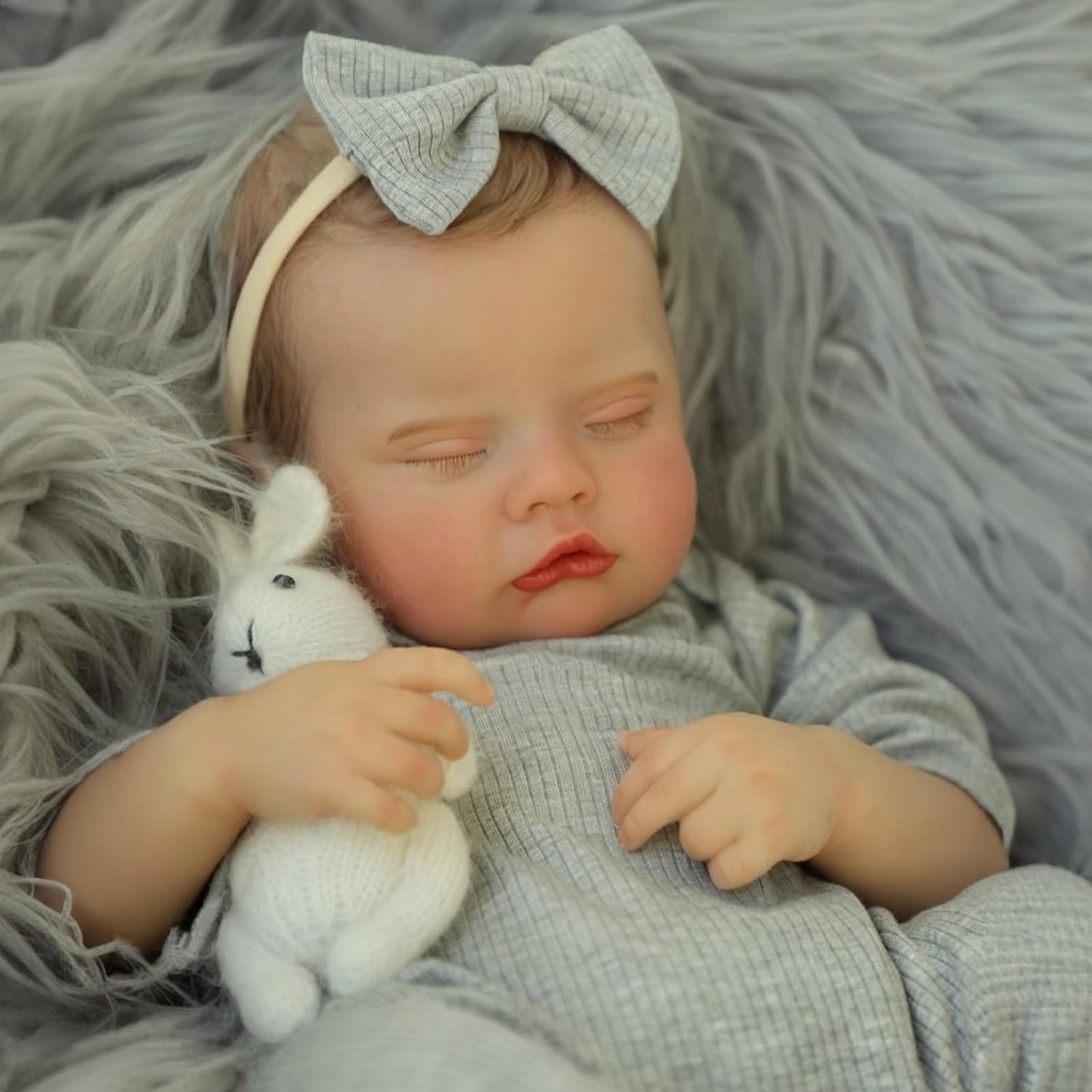 Realistic Reborn Baby Dolls -20 Inch Lifelike Soft Body,Sleeping Realistic-Newborn Baby Dolls Grey Clothes for Gift