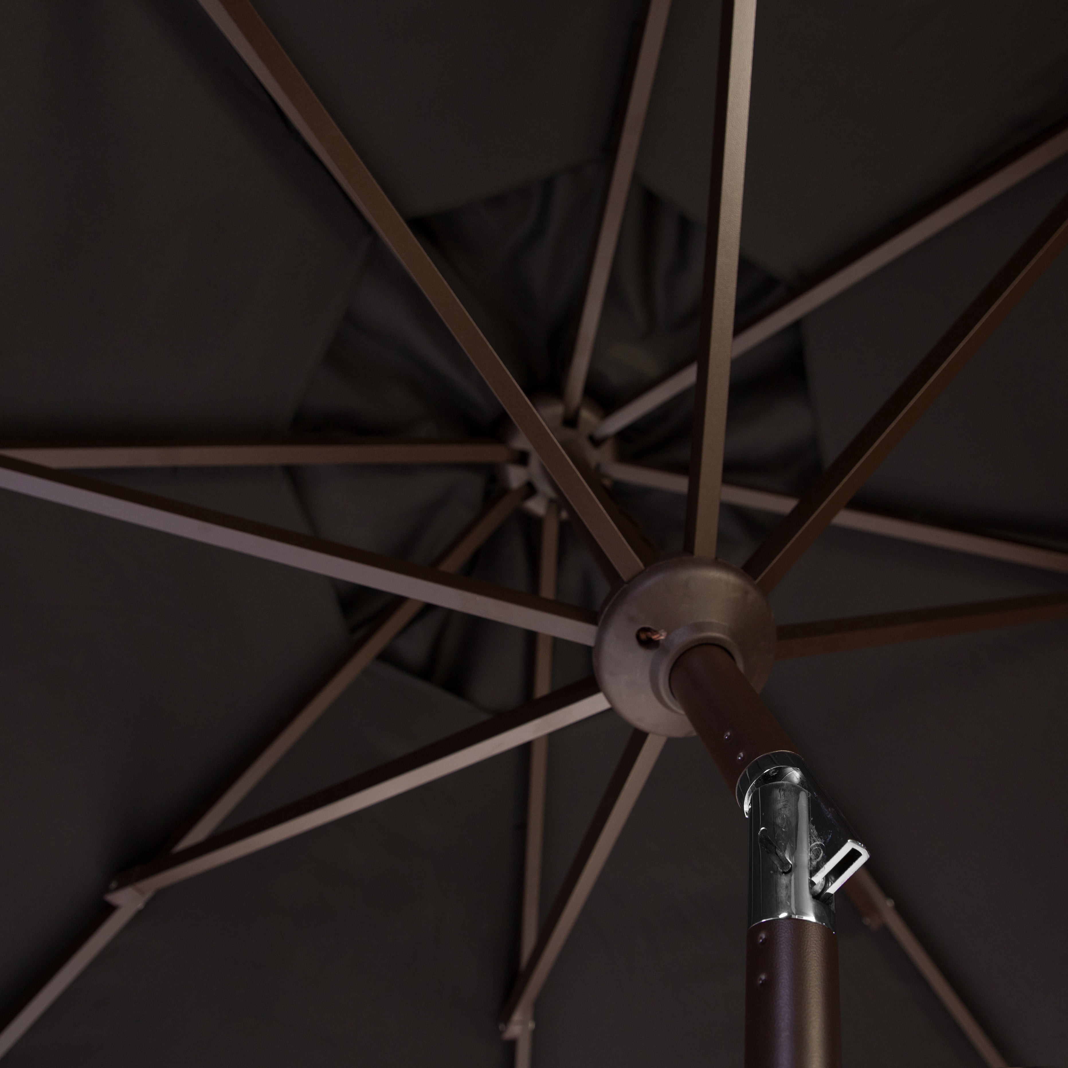 Safavieh Ortega 9' Market Crank Auto Tilt Patio Umbrella, Black
