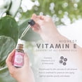 thumbnail image 3 of ??????????????? ???? ?????????? Lápiz labial hidratante de color rojo intenso Bálsamo labial teñido con aceite de argán orgánico puro Manteca de karité Cuidado de los labios Hidratante labial Lápiz la, 3 of 5