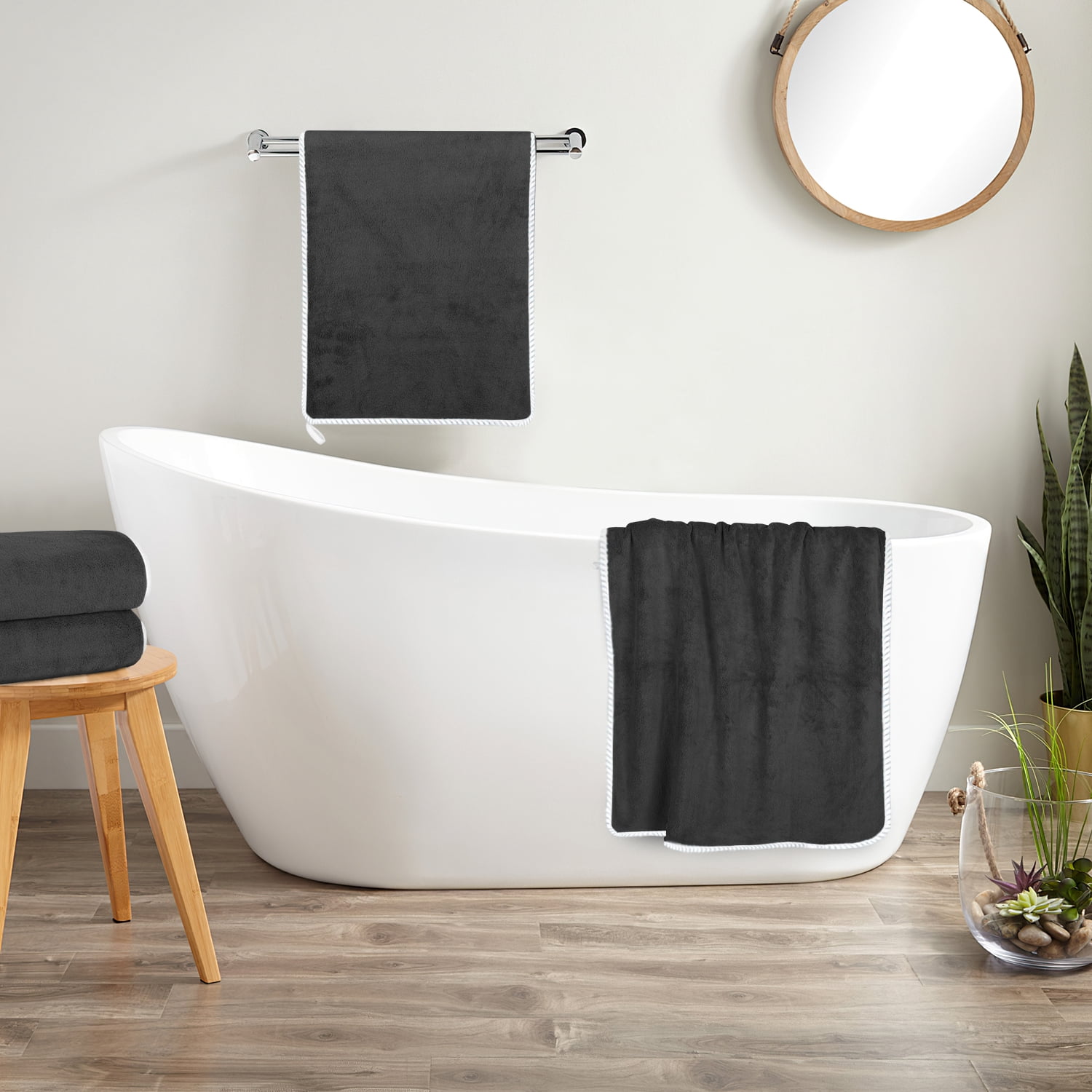 Black Bath Towels Set of 4, Large & Ultra Soft Bath Towels 35x70in, Highly Absorbent and Quick Dry Hotel Towels for Bathroom Gym Swim, Durable Microfiber Shower Sheets for Adult,Pet