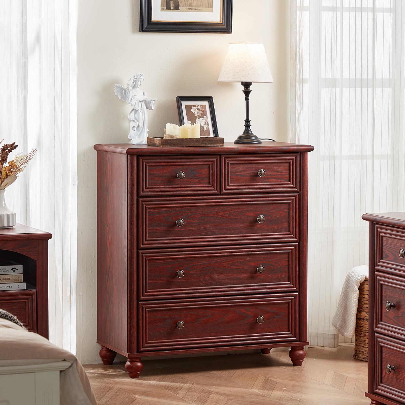 Farmhouse Red Oak Dresser of 5 Drawers, Dresser Chest with Easy Pull Handle for Bedroom, Living Room