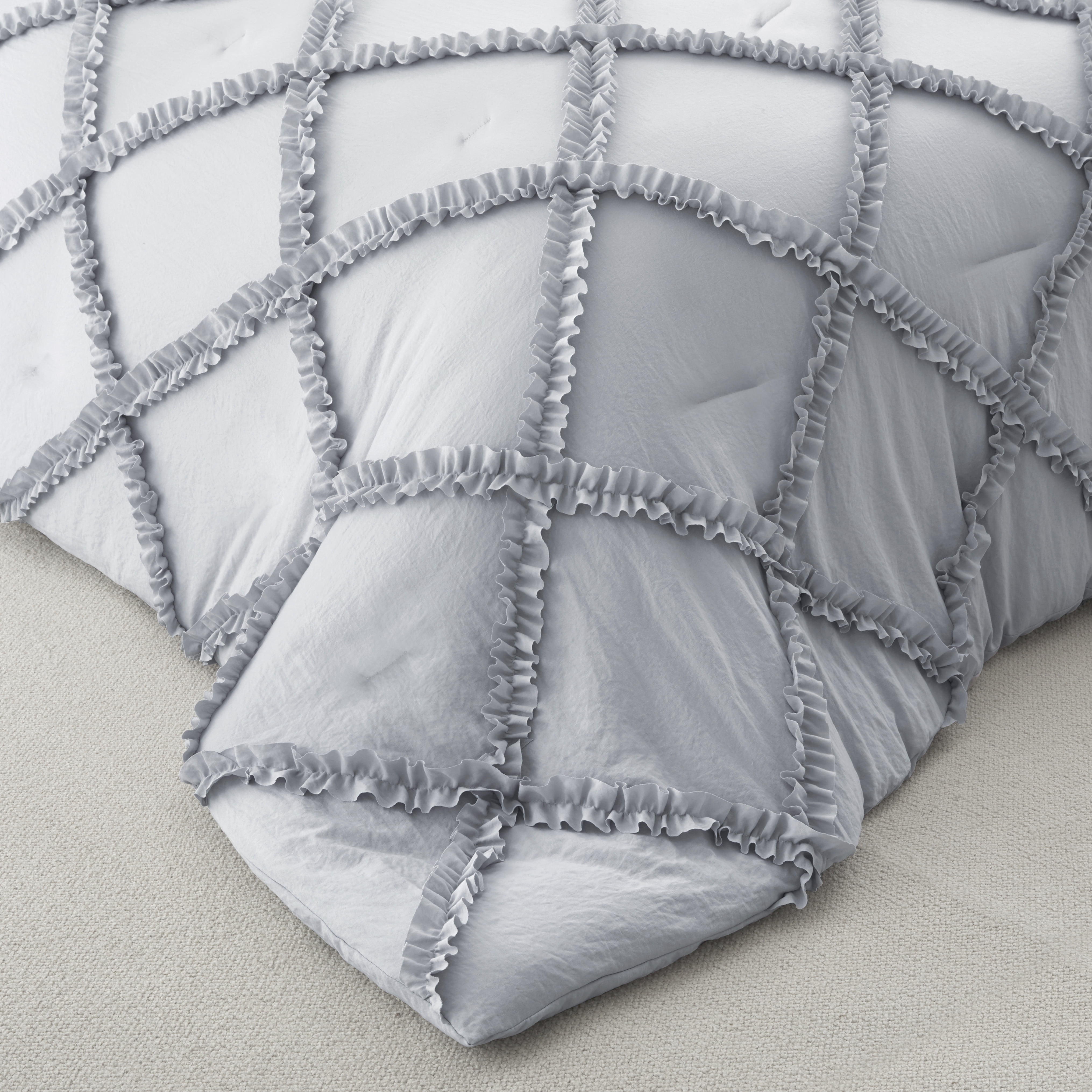 Comforter Set Twin Size Bedding – 2 Piece Farmhouse College Bedding Set Cover Ruffle & Lightweight Comforter and Pillow Case Vintage Bedding for Dorm Room as Home Bed Set Boho Comforter for Comfort