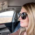 thumbnail image 3 of Gafas de Sol DIFF Bella Oversized Cuadradas para Mujer Ámbar Tortuga, 3 of 9