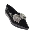 thumbnail image 1 of FLAT BALERINA CASUAL LEON MUJER NEGRO CHAROL 460 LEON 460MCHp, 1 of 4