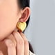 thumbnail image 1 of Decoración del hogar, decoración de habitaciones, decoración de paredes, pendientes de aro dorados para mujer, pendientes llamativos, pendientes chapados en oro, joyería de moda, el colgante, 1 of 6