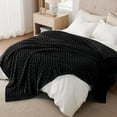 thumbnail image 1 of Cobija Tamaño King, Cobija de Tiras Extra Suave, Mantas Acogedoras y Esponjosas para Cama, Sofá, Ligera y Versátil para Oficina, Recámara, Picnic, Decoración Del Hogar, 90x108" Negro, 1 of 7
