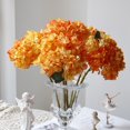 thumbnail image 4 of Flores de otoño Hortensias Flores artificiales Flores de hortensias de seda naranja,proceso de pétalos tostados Simula el estado marchito de la flor de hortensias de otoño Decoración del hogar de, 4 of 5