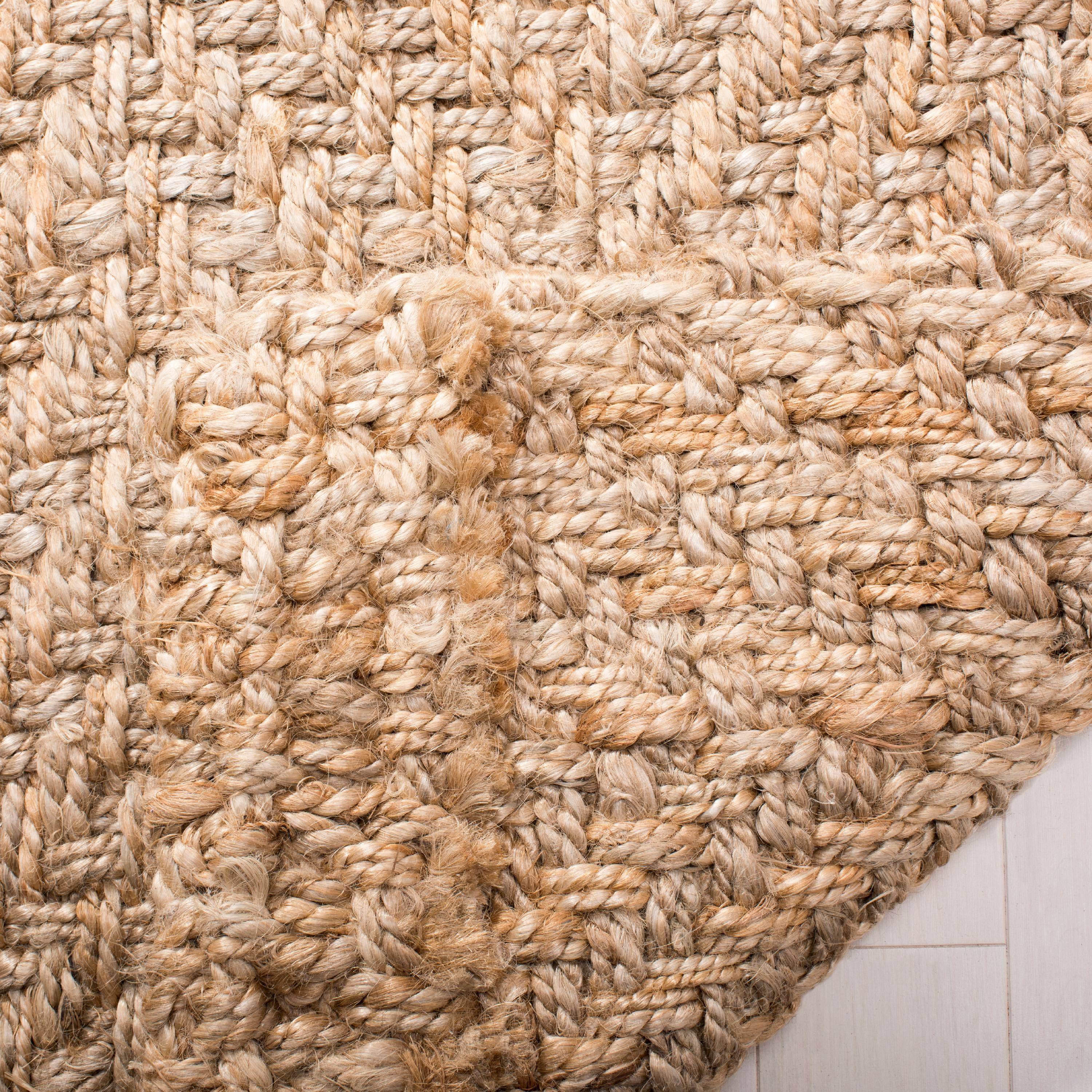 SAFAVIEH Natural Fiber Xavier Braided Jute Area Rug, Natural, 8' x 8' Round