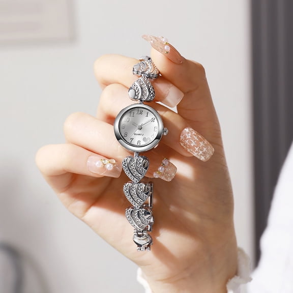 Women Heart Bracelet Watch Rhinestone Quartz Wristwatch Round Dial Elegant Watch for Party Casual Formal Wear