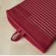 thumbnail image 2 of Juego de guantes de cocina KitchenAid de silicona suave acanalada, color rojo pasión, 2 of 3
