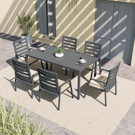 LeisureMod Marlin Extenable outdoor Dining Table 78-118 in Black